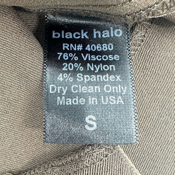 Black Halo Dress Womens Small Pleated Belted Pockets Cocktail Formal Glam NEW - Picture 11 of 15